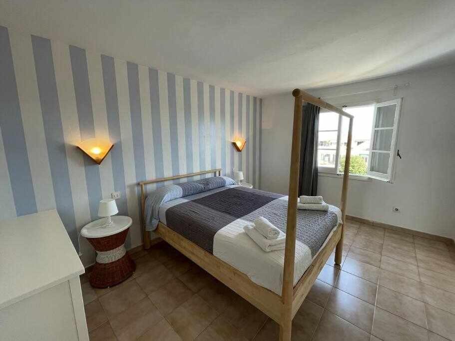 סיוטאדלה Mitjana Apartamento Con Piscina מראה חיצוני תמונה